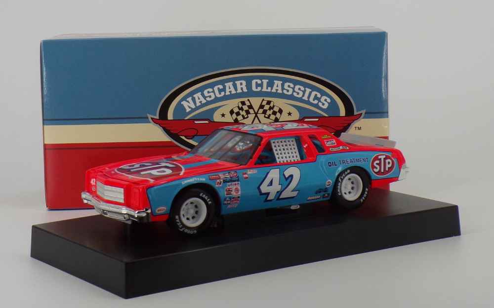 Richard Petty (2026 release) STP #42 1981 Monte Carlo 1:24 Nascar Diecast